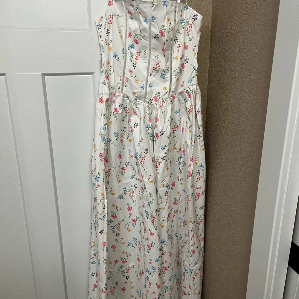 Floral Maxi Dress - Picture 2 of 2